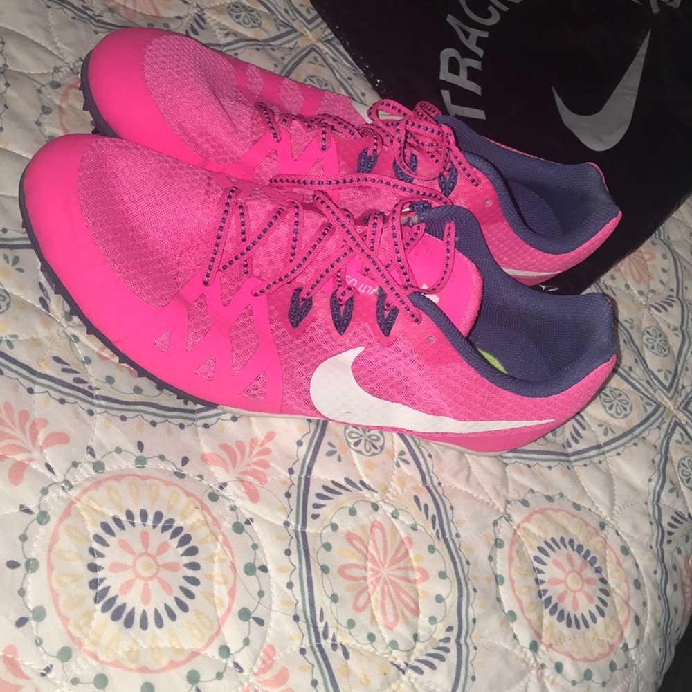Track spikes